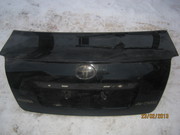 Бампер задний,  крышка багажника,  капот на Toyota Avensis
